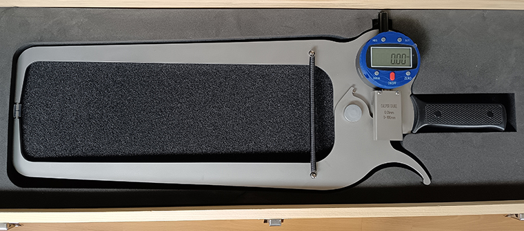 Digital Deep Dial Caliper,range 0-100mm / 4'', throat depth 300mm/ 12 "
